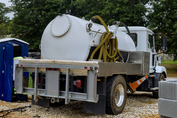 Best Portable toilet rental cost  in Fort Atkinson, WI
