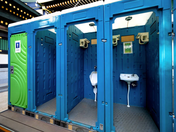 Best Porta potty delivery and setup  in Fort Atkinson, WI